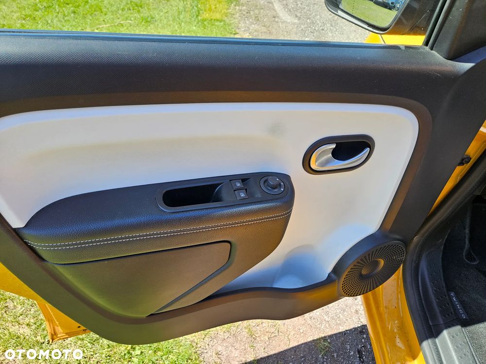 Renault Twingo TCe 90 EDC INTENS - 10