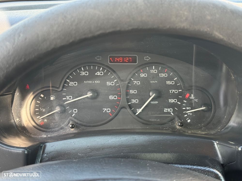 Peugeot PARTNER 1.6HDI 170c A/C - 9