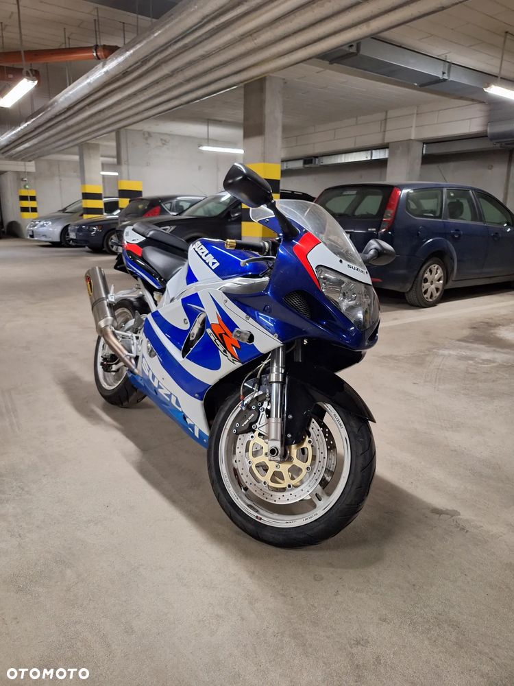 Suzuki GSX-R - 3