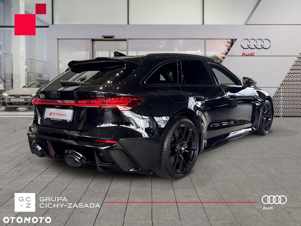 Audi RS5 Avant - 6