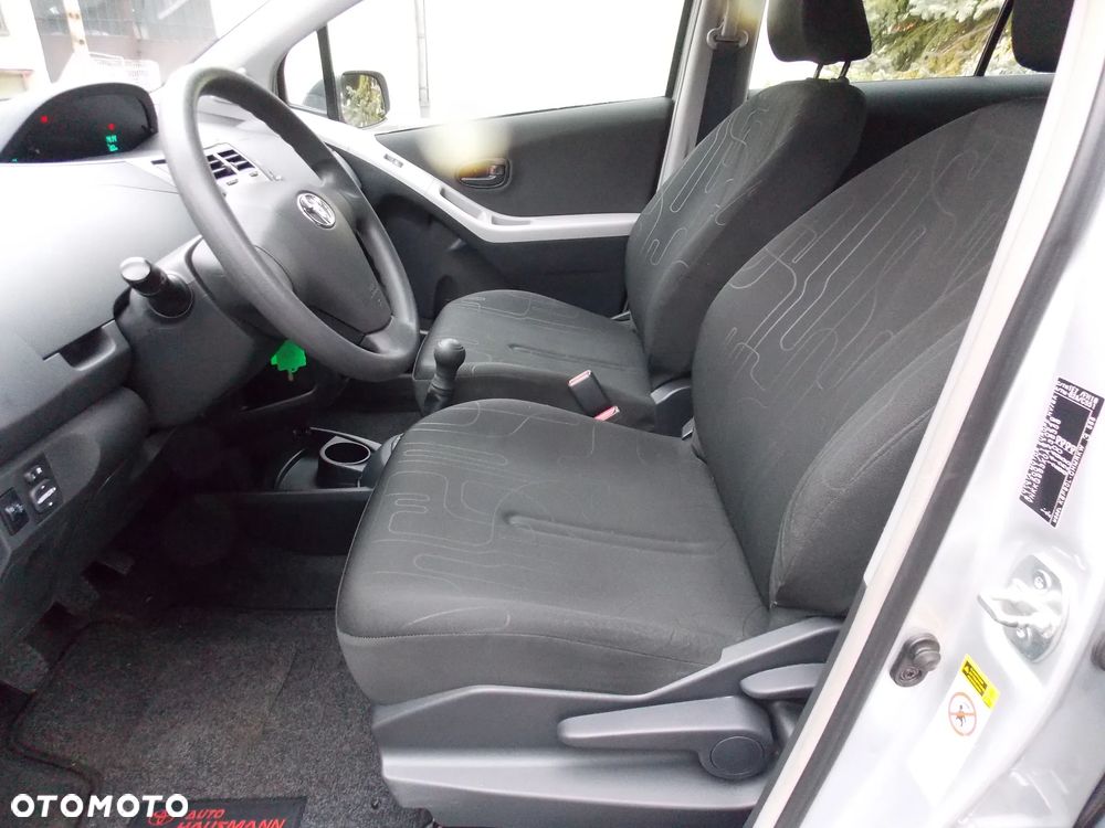 Toyota Yaris 1.0 VVT-i Sol - 20