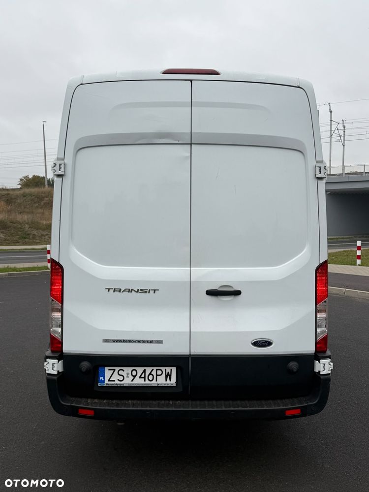 Ford Transit L4 RWD Trend - 3