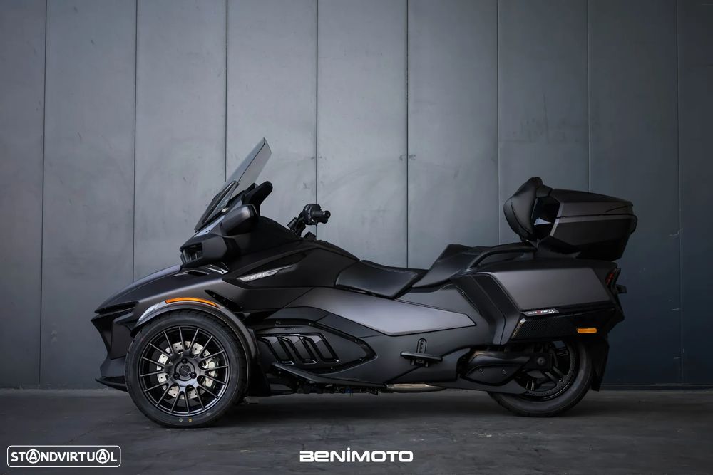 Can-Am Spyder RT - 4