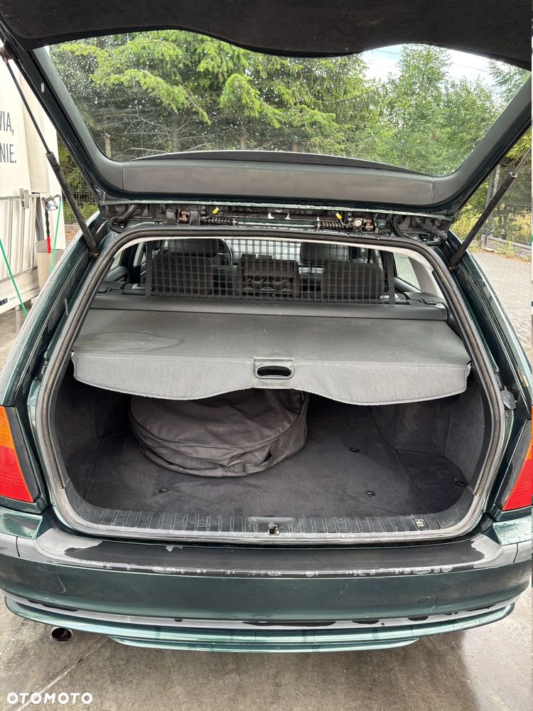 BMW Seria 3 - 39