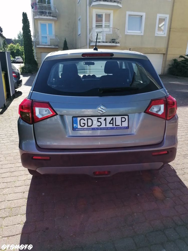 Suzuki Vitara 1.6 Comfort 4WD - 12