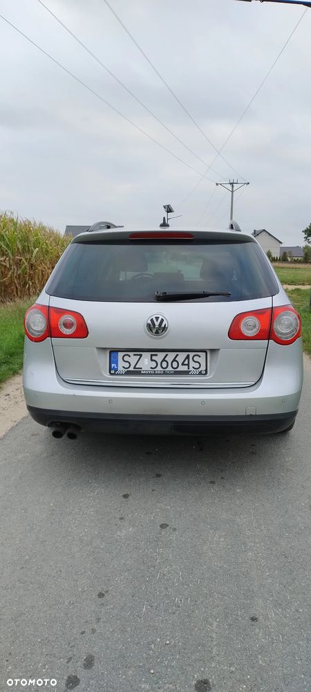 Volkswagen Passat 1.9 TDI Comfortline - 12