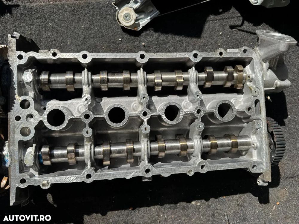 Semi chiuloasa cu axe came Golf Jetta Skoda Rapid 3 1.4 Tsi 04e103479k