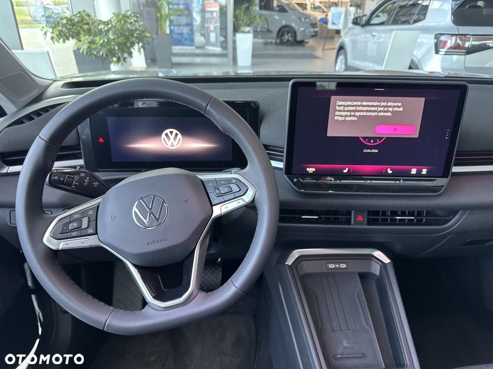 Volkswagen T-Roc - 14