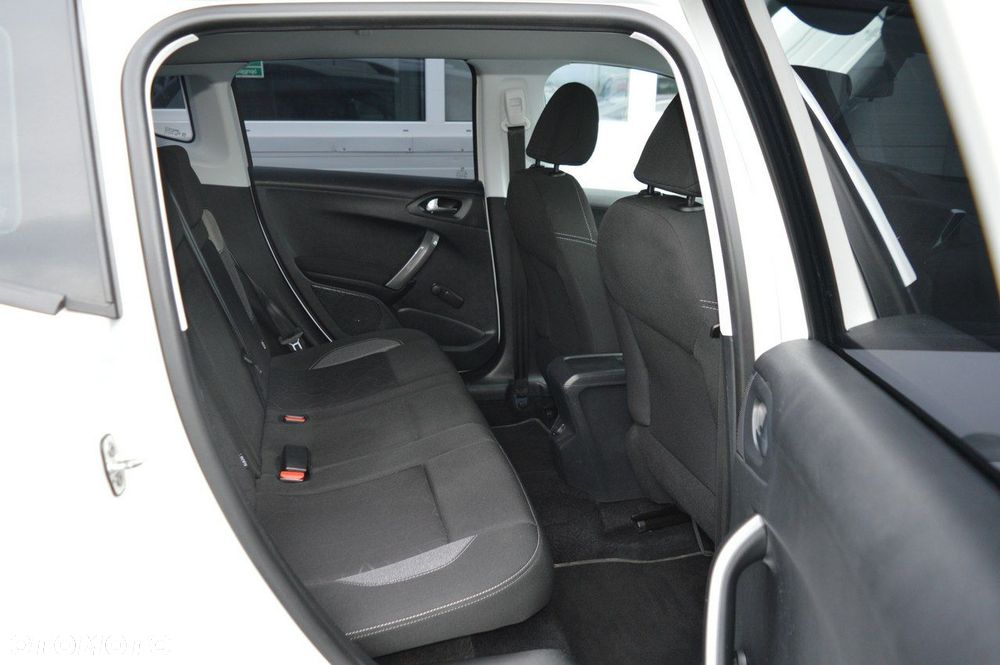 Peugeot 2008 1.2 Pure Tech Access - 33