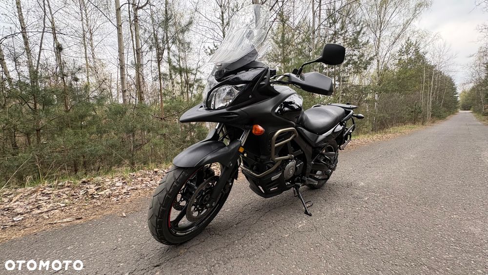 Suzuki V-STROM - 10