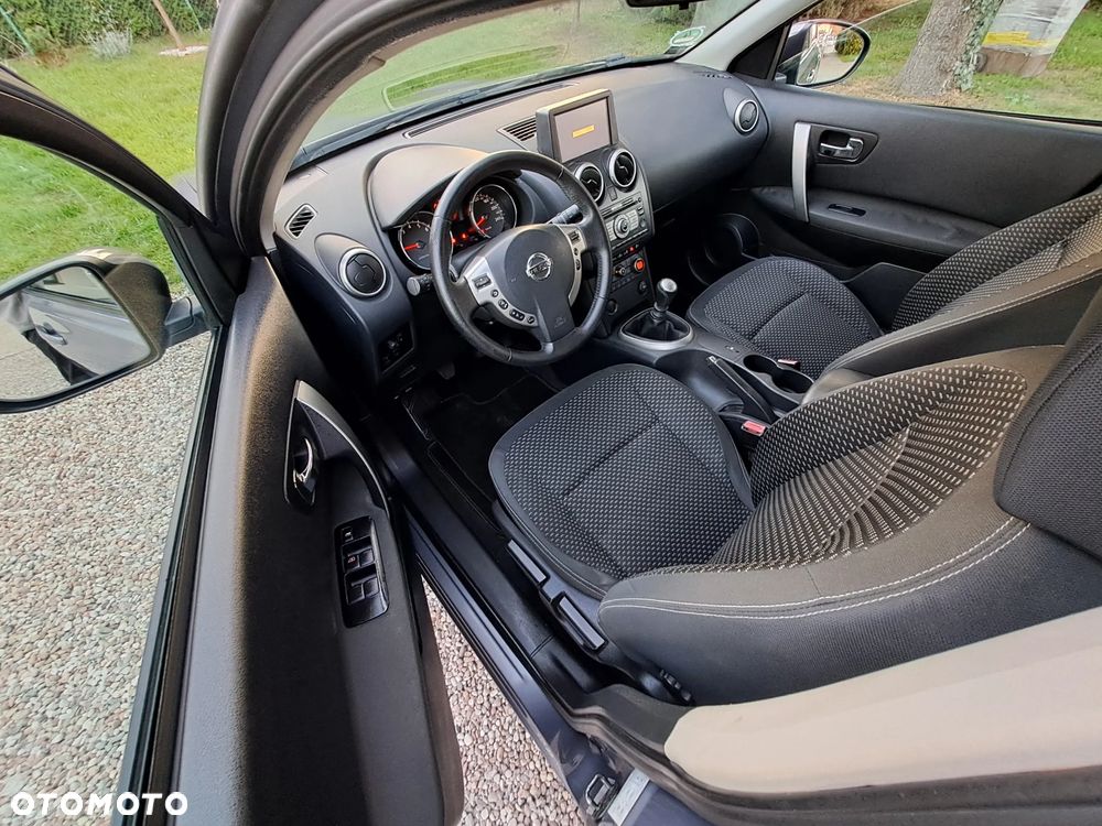 Nissan Qashqai - 14