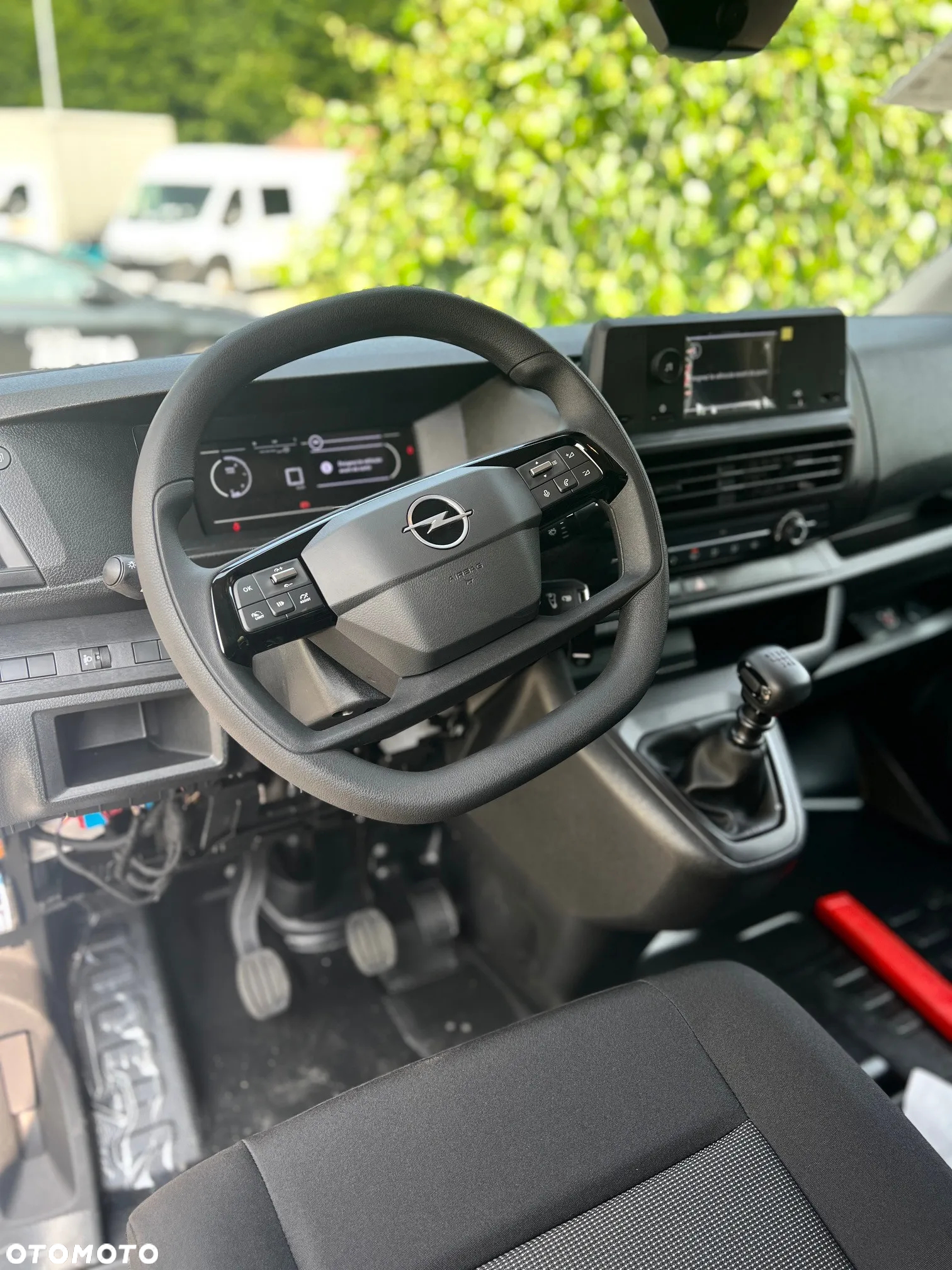 Opel Vivaro - 4