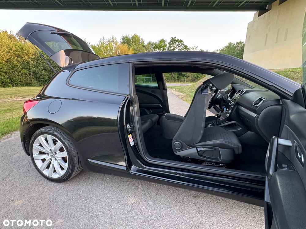 Volkswagen Scirocco 1.4 TSI Match - 32