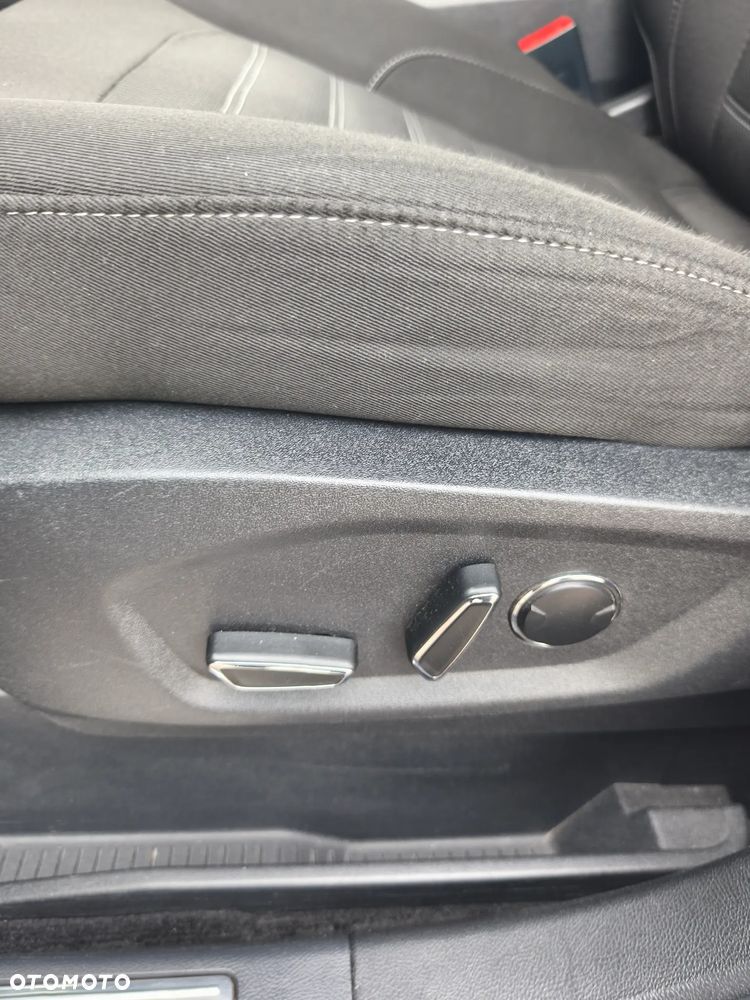 Ford Galaxy 2.0 TDCi Bi-Turbo Titanium PowerShift - 32