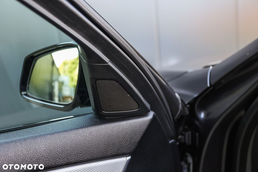 BMW Seria 5 520d Blue Performance - 15