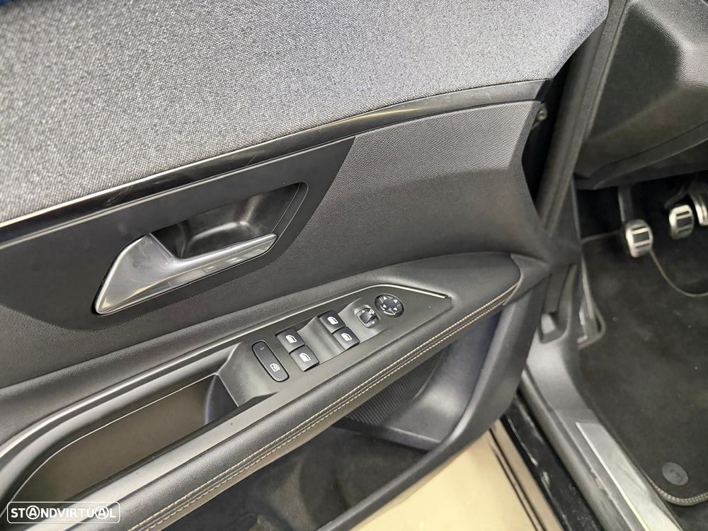 Peugeot 3008 1.2 PureTech GT Line - 21