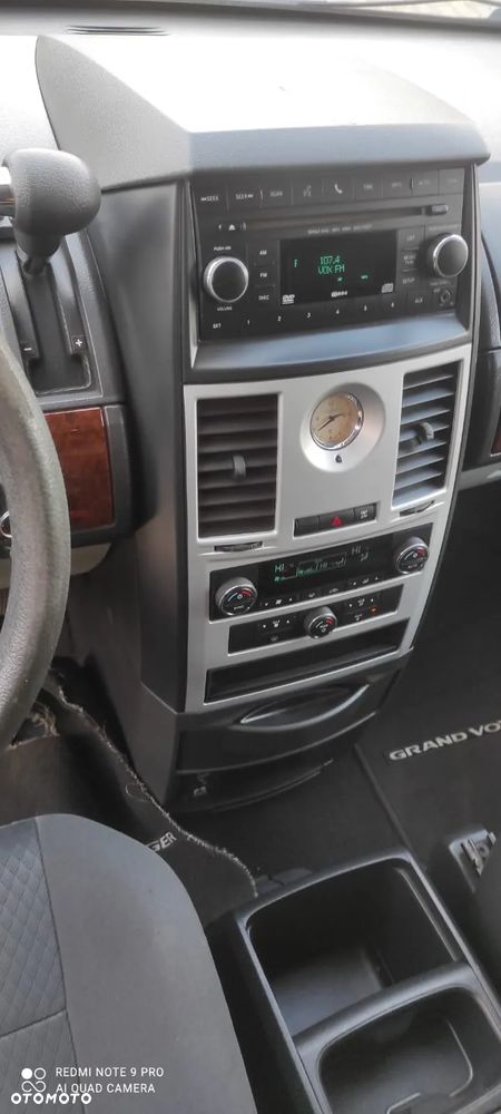 Chrysler Grand Voyager 2.8 CRD LX - 8