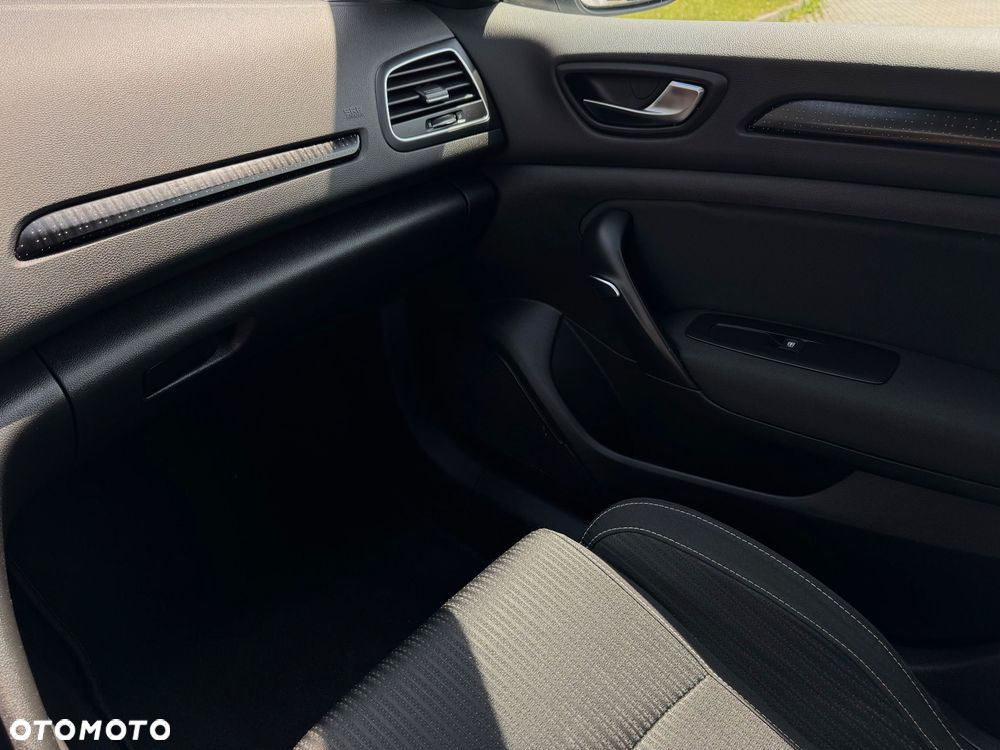 Renault Megane ENERGY TCe 100 LIMITED - 38