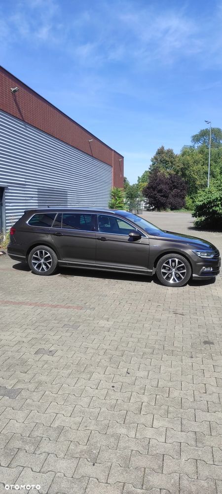 Volkswagen Passat - 24