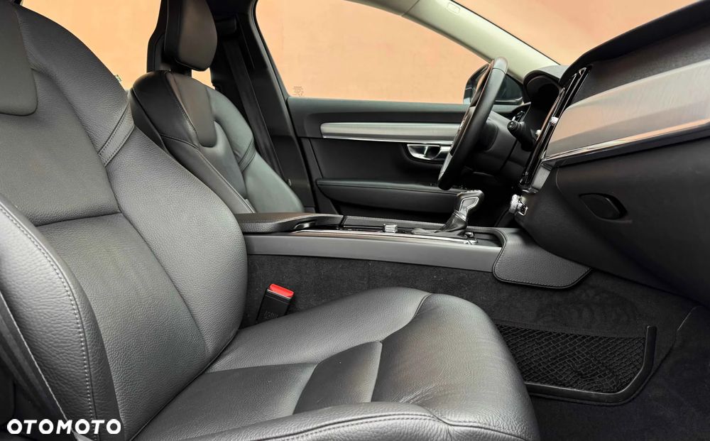 Volvo V90 T4 Momentum Pro - 5