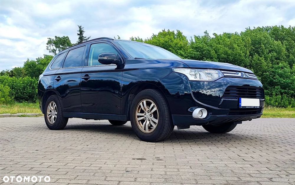 Mitsubishi Outlander 2.0 Intense CVT - 1