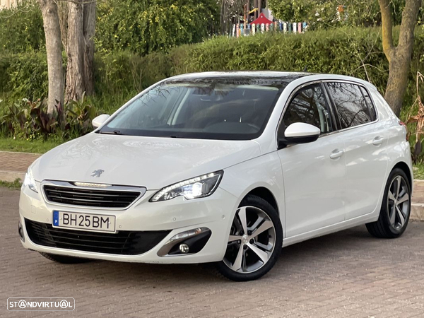 Peugeot 308 1.2 PureTech Allure Full LED