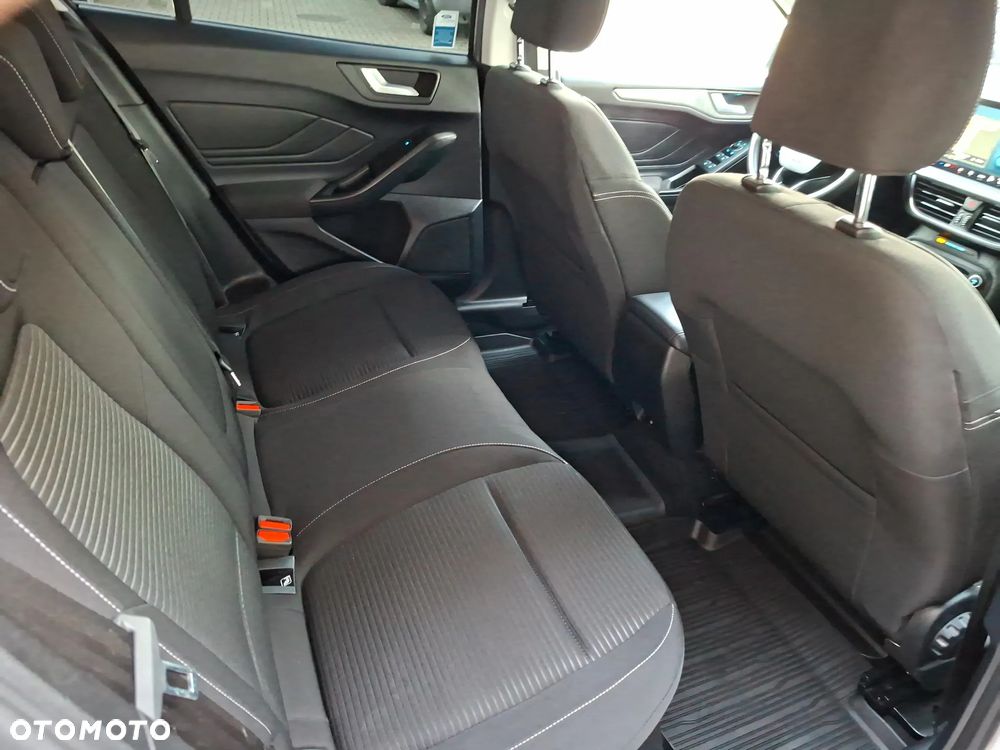 Ford Focus 1.0 EcoBoost mHEV Titanium X - 35