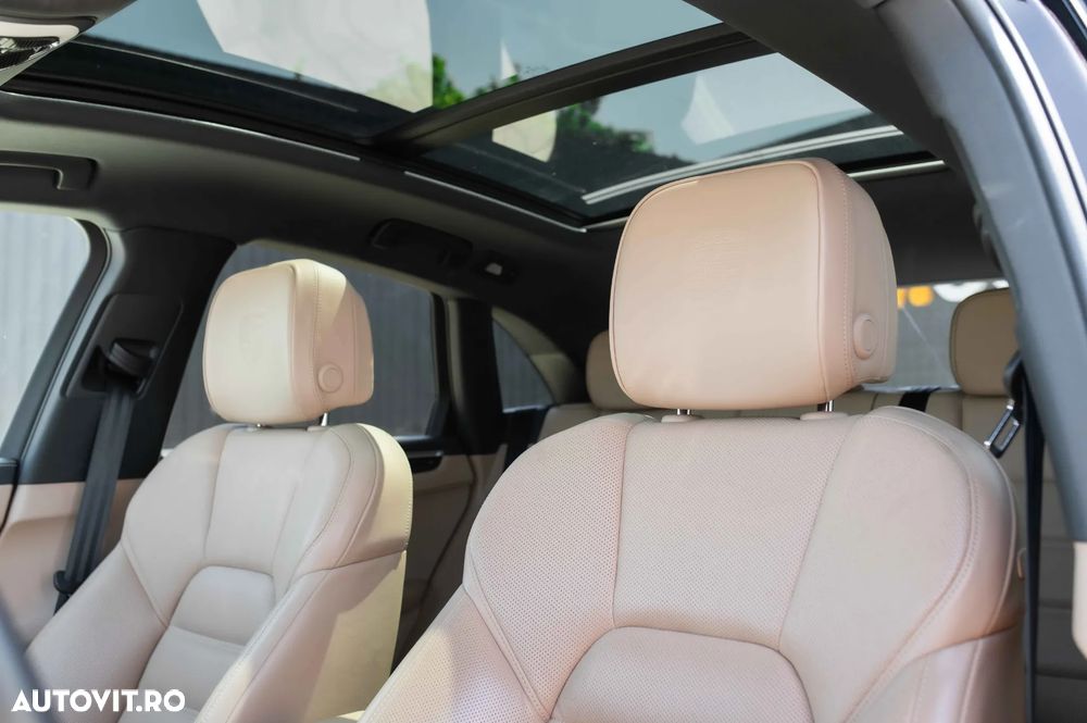 Porsche Macan T - 20