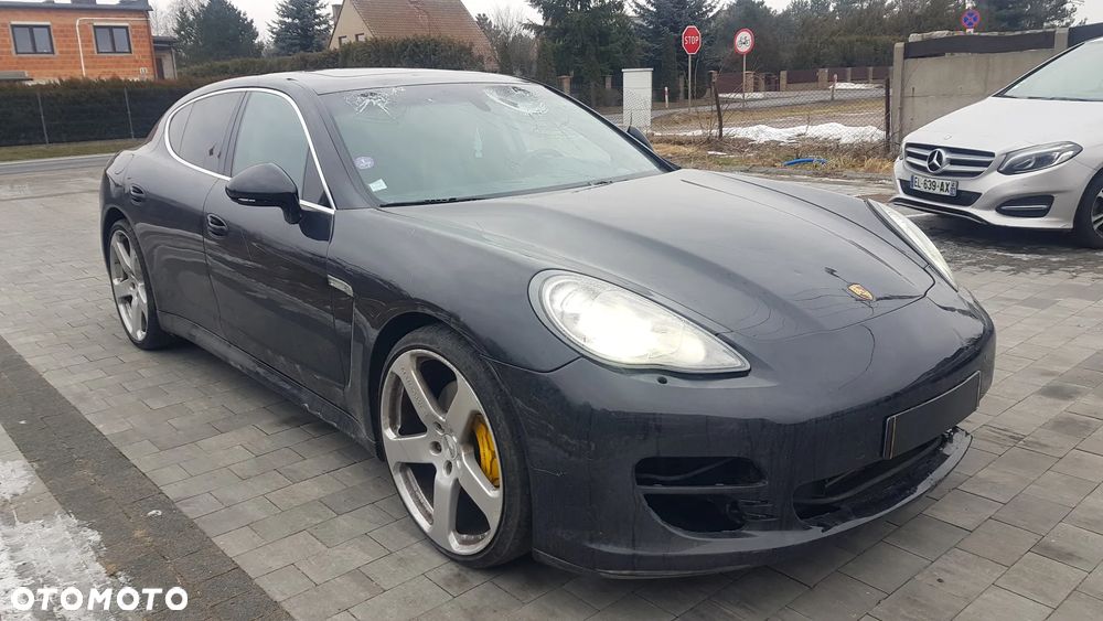 Porsche Panamera 4S PDK - 1