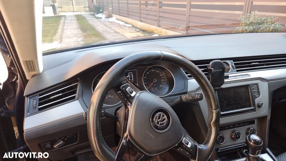 Volkswagen Passat 1.6 TDI (BlueMotion Technology) Comfortline - 3