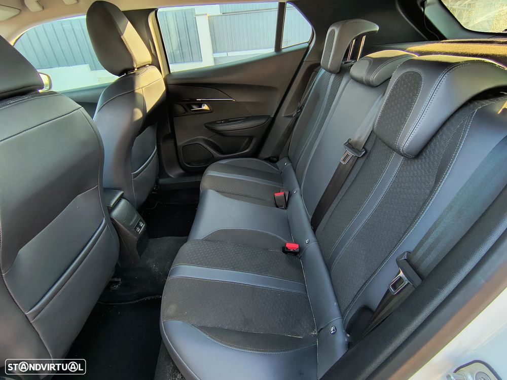 Peugeot 2008 - 9