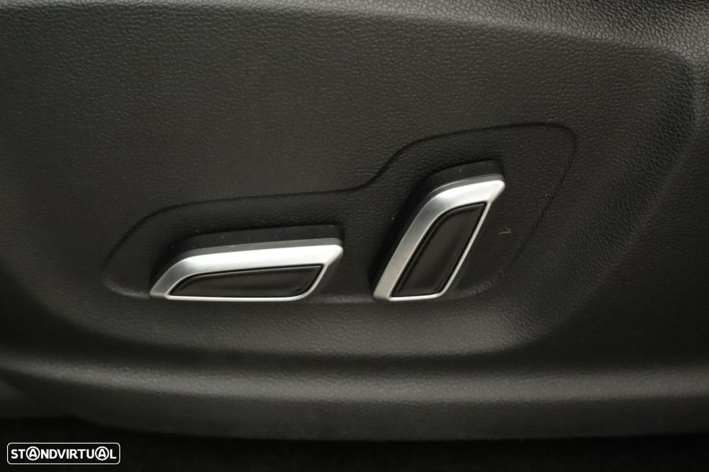 MG EHS 1.5 T-GDI Plug-in Hybrid Luxury - 22