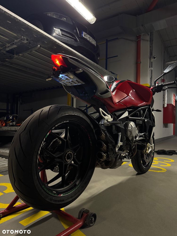 MV AGUSTA Brutale - 3