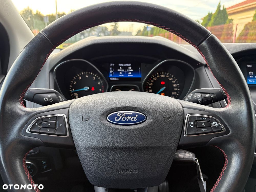 Ford Focus 1.0 EcoBoost Trend Sport - 13