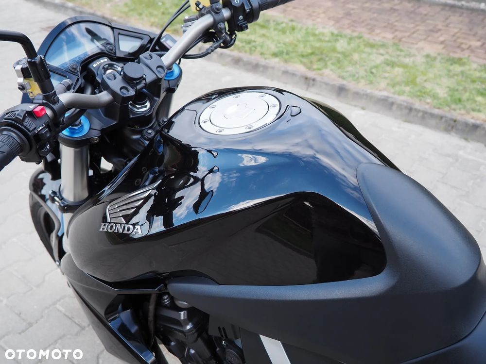 Honda CB - 33