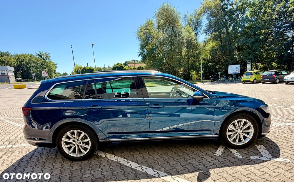Volkswagen Passat 2.0 TDI SCR DSG 4Motion Elegance - 6
