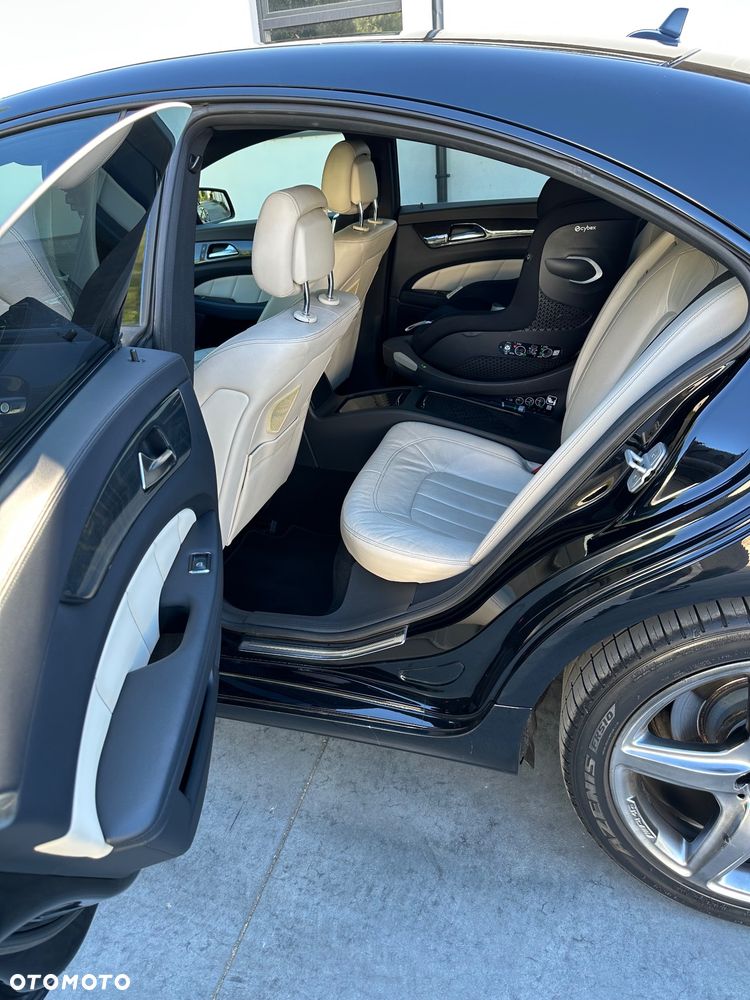 Mercedes-Benz CLS 350 CDI 4-Matic BlueEff - 10