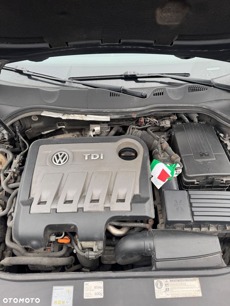 Volkswagen Passat 2.0 TDI BlueMotion Technology Trendline - 33