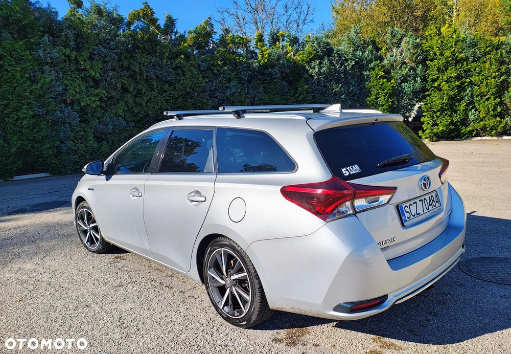 Toyota Auris Hybrid 135 Comfort - 14