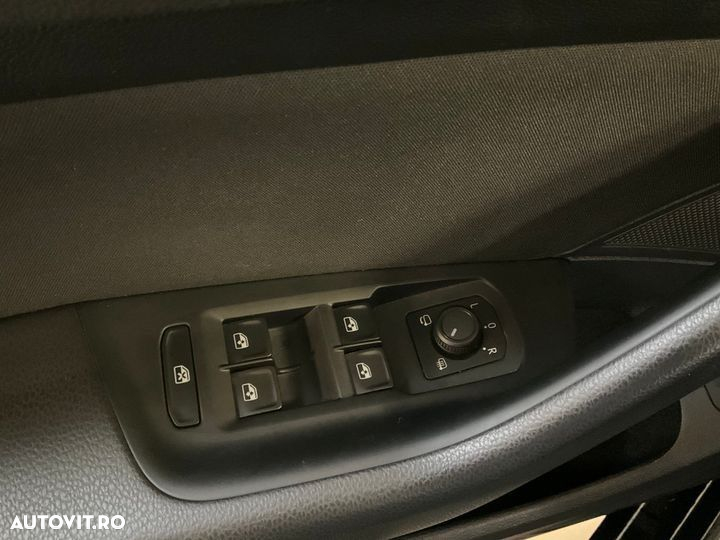 Volkswagen Passat - 17