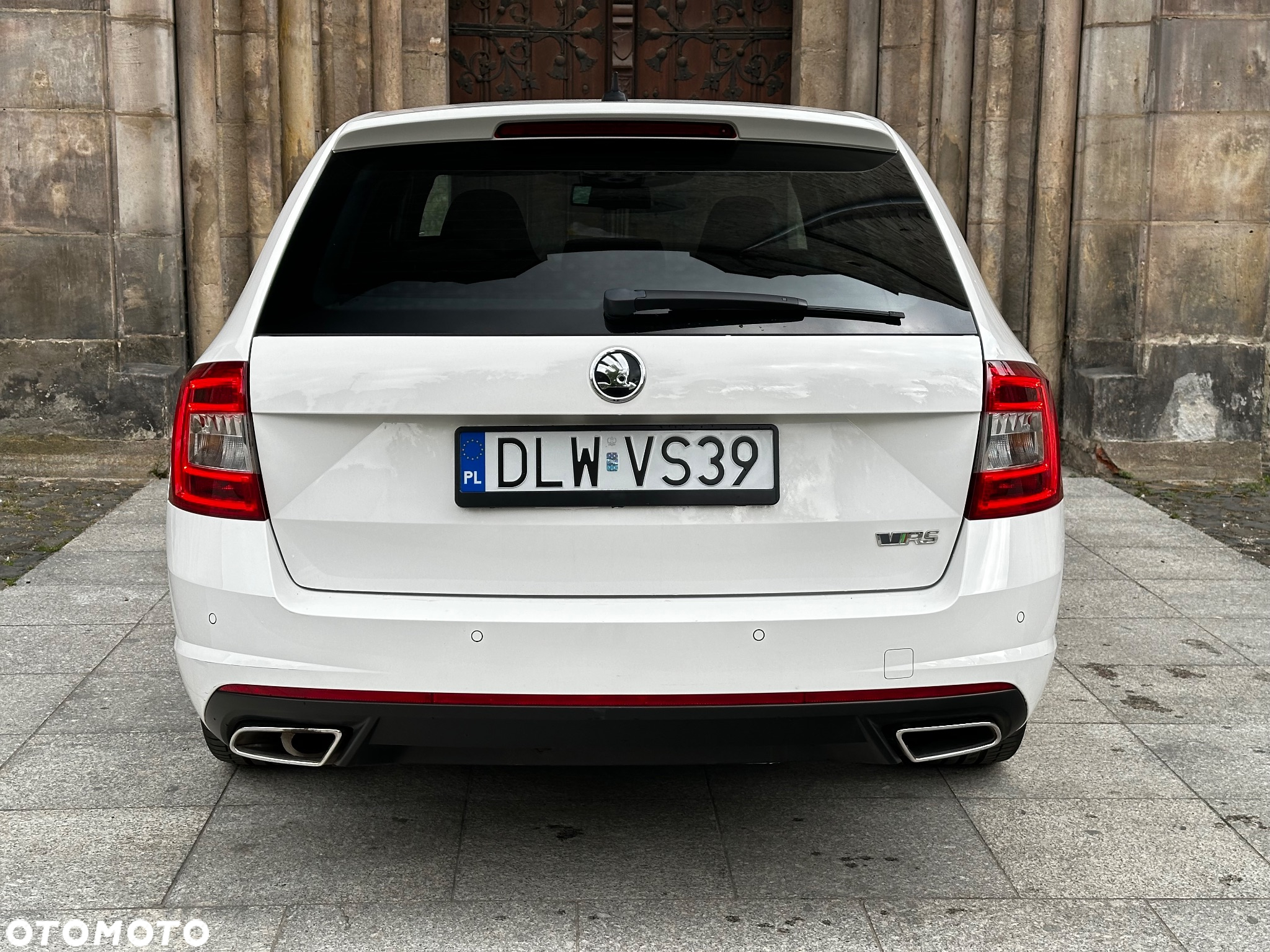 Skoda Octavia 2.0 TDI RS DSG - 6