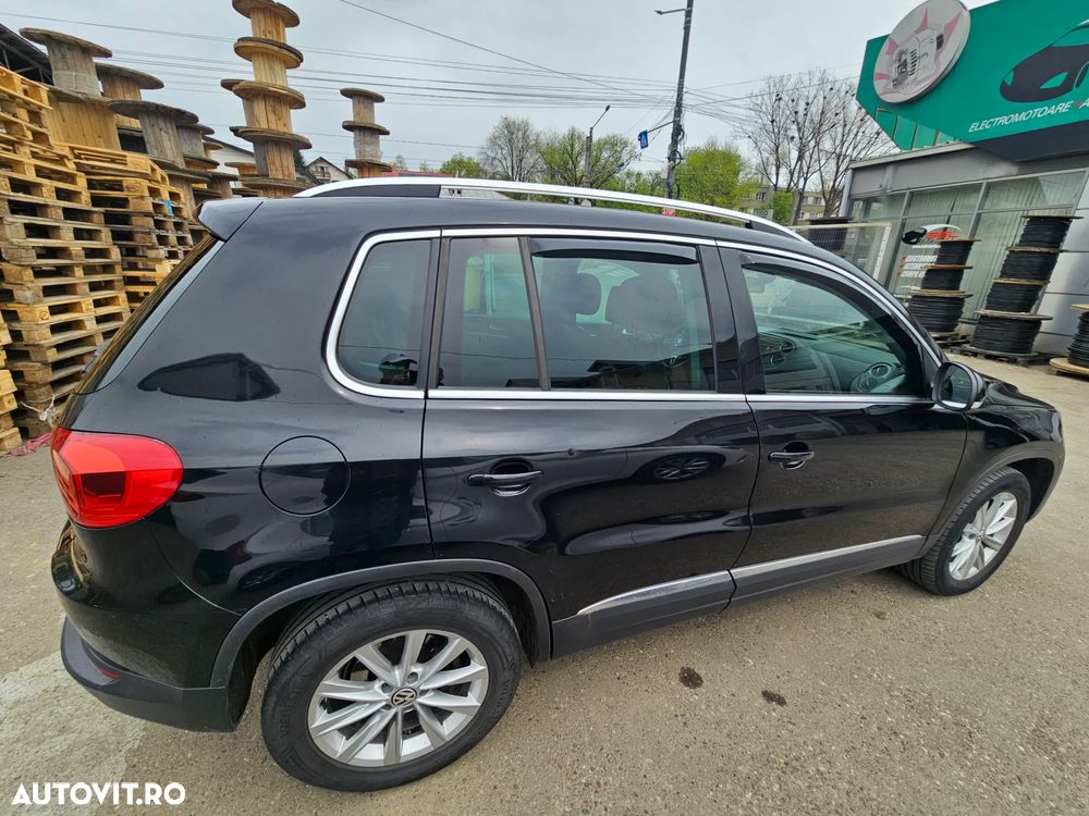 Volkswagen Tiguan 2.0 TDI 4Motion DSG Sport & Style - 4