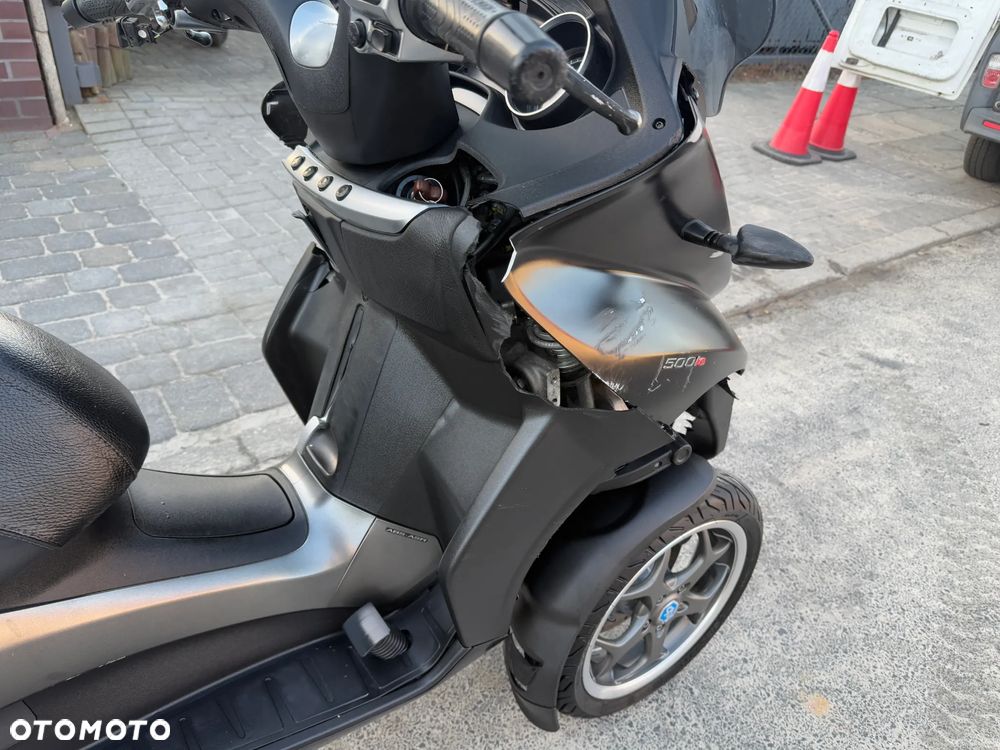 Piaggio MP-3 - 17