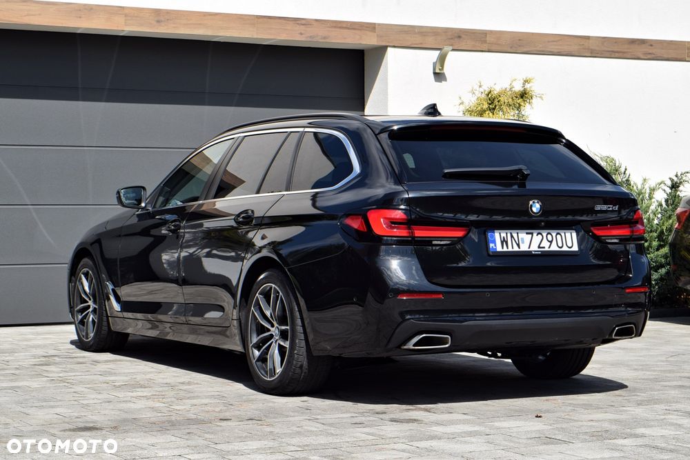 BMW Seria 5 520d Touring M Sport Edition - 40