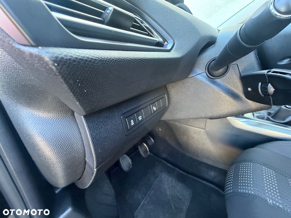 Peugeot 308 1.6 BlueHDi Business Line S&S - 19