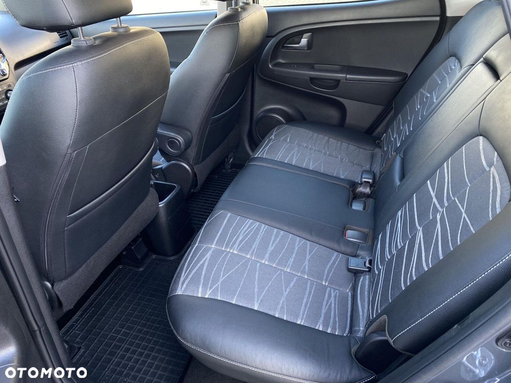 Kia Venga 1.6 XL - 23