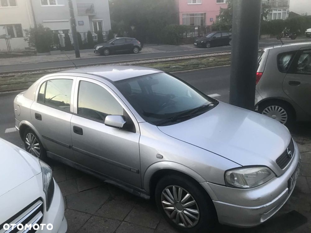 Opel Astra 1.7 TD - 5