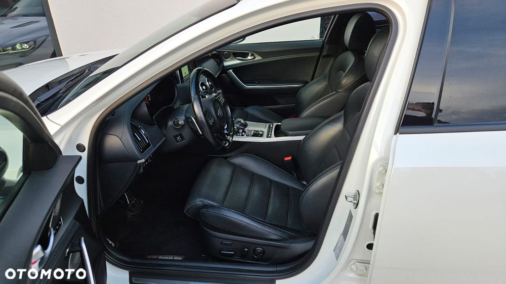 Kia Stinger 3.3 T-GDI AWD GT - 26