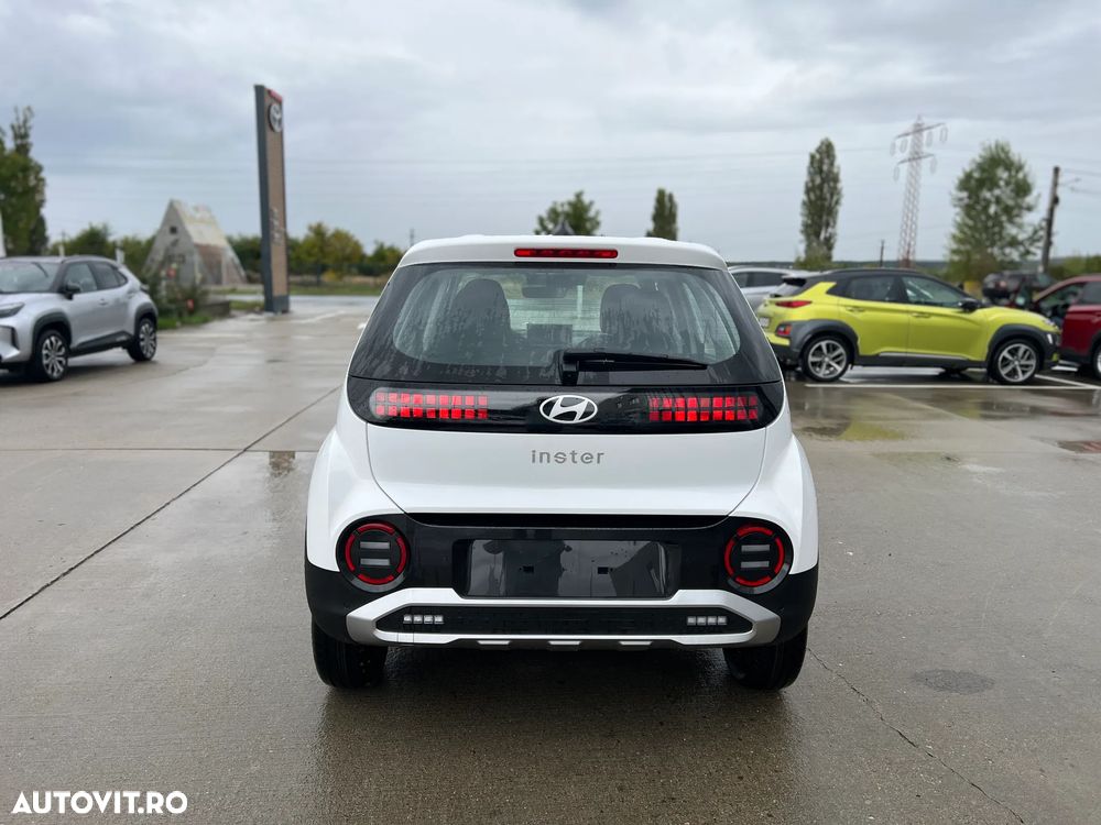 Hyundai Inster 49 kWh 115 CP Highway+ - 9