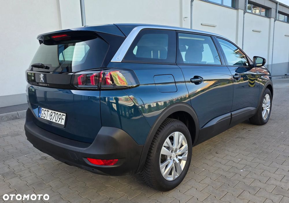 Peugeot 5008 - 3